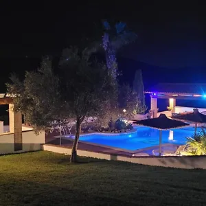 hotel-sindhura.es-andalucia.com/